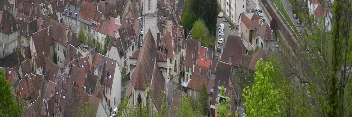 image-installateur-borne-de-recharge-baume-les-dames.webp Image Installateur borne de recharge Baume-les-Dames
