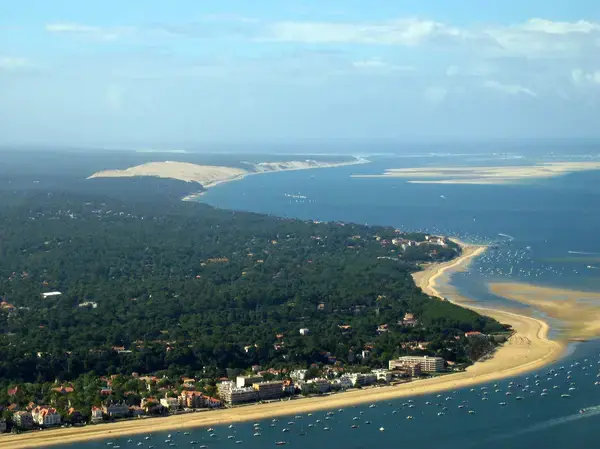 Borne Recharge Pro Installateur borne de recharge Arcachon
