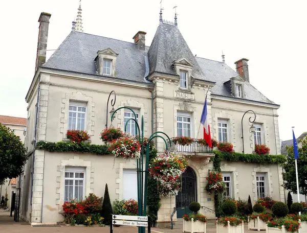 Borne Recharge Pro Installateur borne de recharge Chantonnay