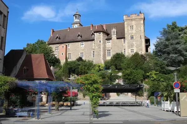Borne Recharge Pro Installateur borne de recharge Montluçon Borne Recharge Pro Installateur borne de recharge Montluçon