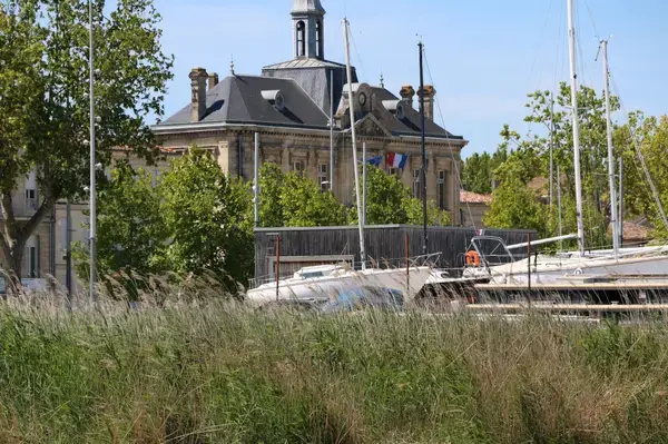 Borne Recharge Pro Installateur borne de recharge Pauillac Borne Recharge Pro Installateur borne de recharge Pauillac